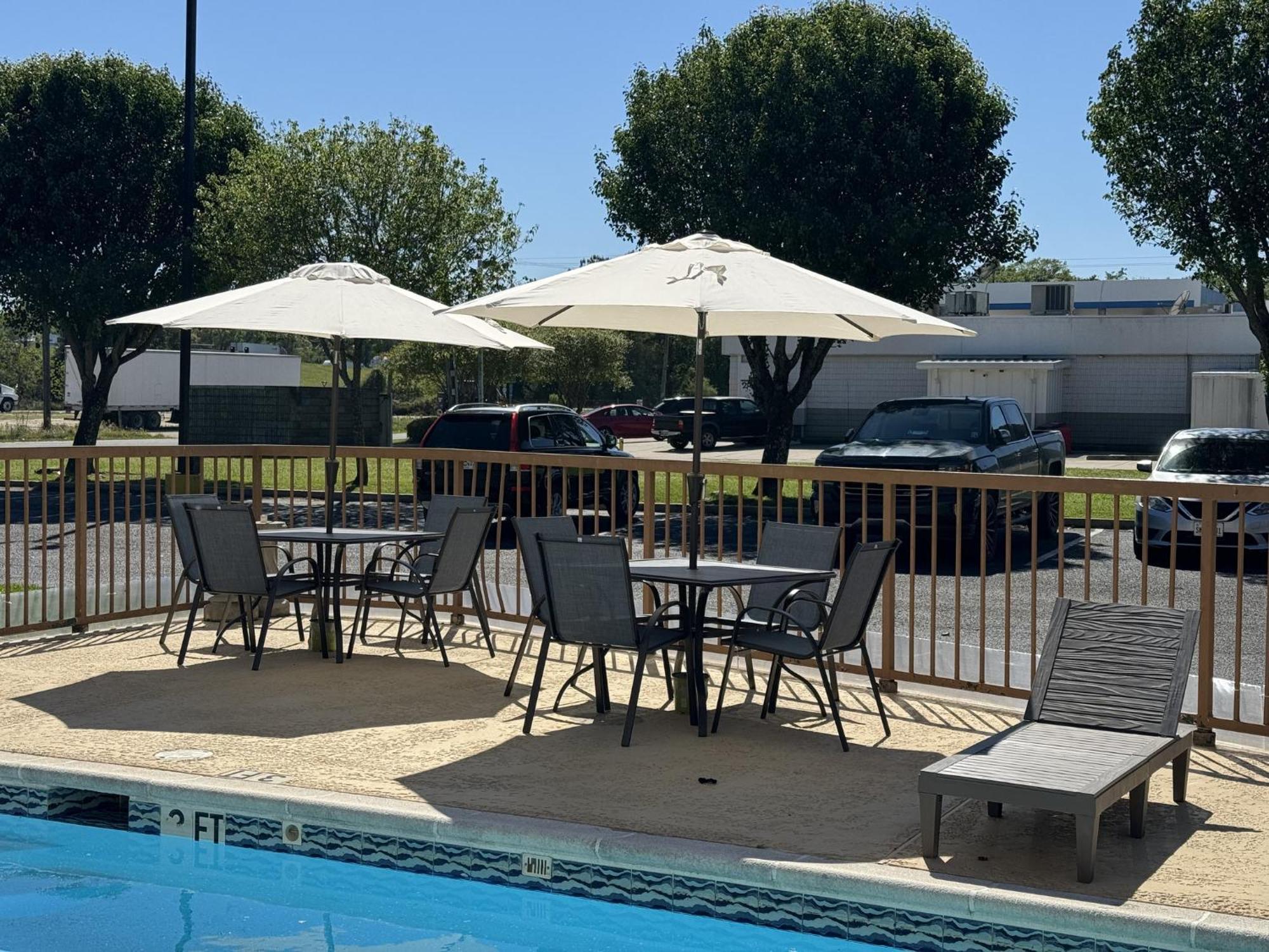 Red Roof Inn Moss Point Extérieur photo